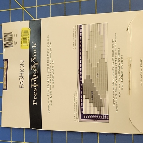 Preston & York Sheer Leg Lace Band Stockings - Picture 2 of 2